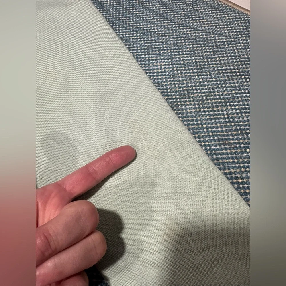 NIKE Cropped Light Green Sweatshirt Sz M - Picture 9 of 11